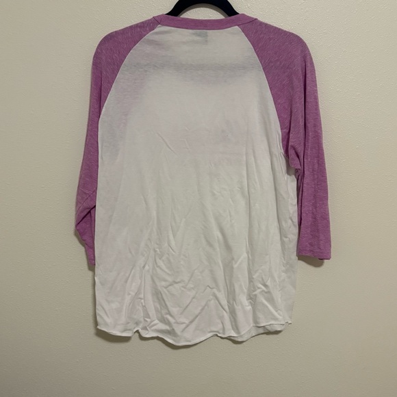 Yellowstone Top - Picture 3 of 3